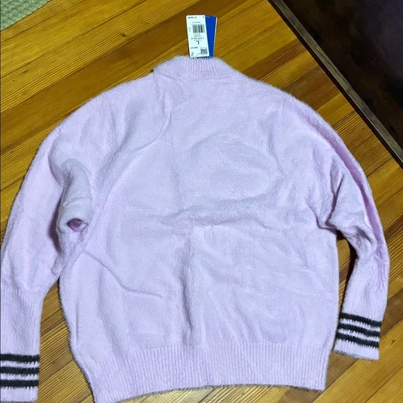 Adidas sweater - Picture 4 of 4